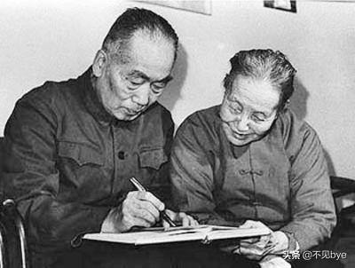 纸船 寄母亲(纸船寄母亲朗诵)